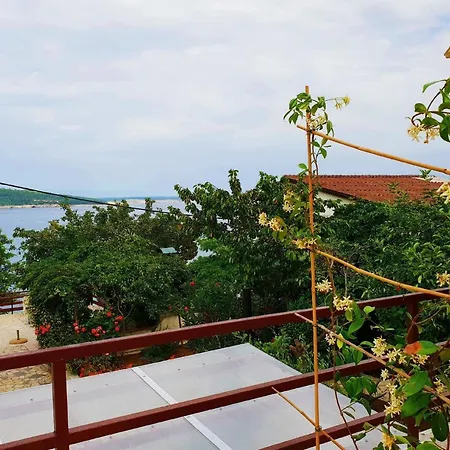 Apartment Apartment Devcic-40M Vom Meer, Haustierfreundlich *